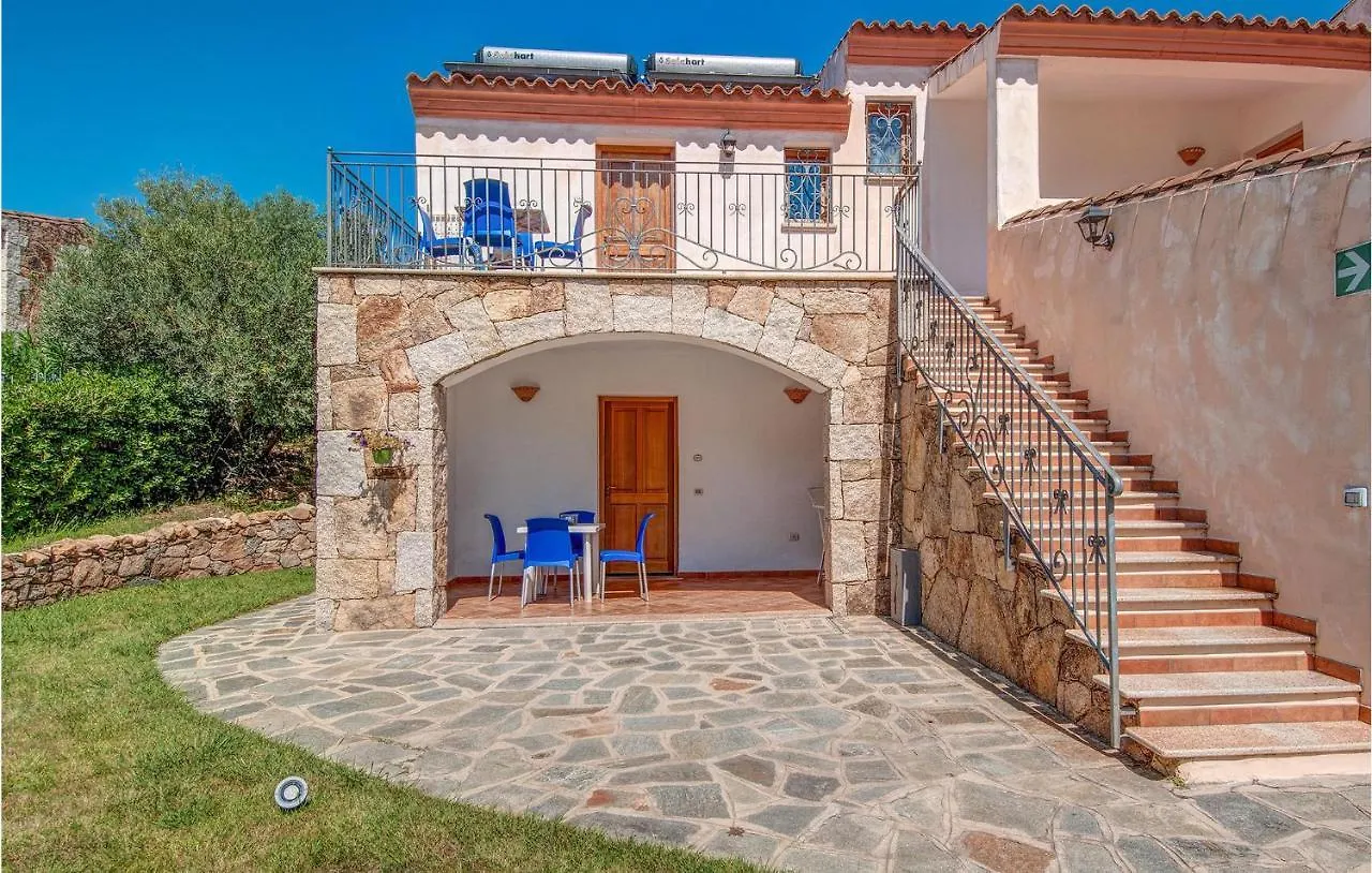 Trilo 6 Apartment Budoni